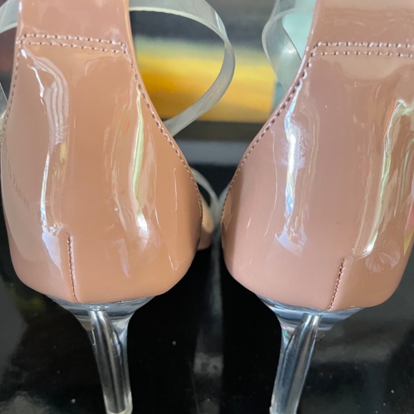 Size 8 Call it Spring Heels - Picture 2 of 6